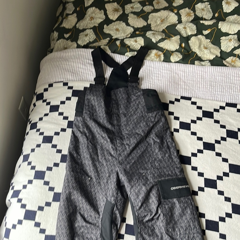 Like New Obermeyer Ski Jacket and Bibs - Excellent Condition! Size 7/8 Boys